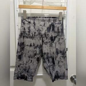 Lululemon Align Super High Rise Short 10"